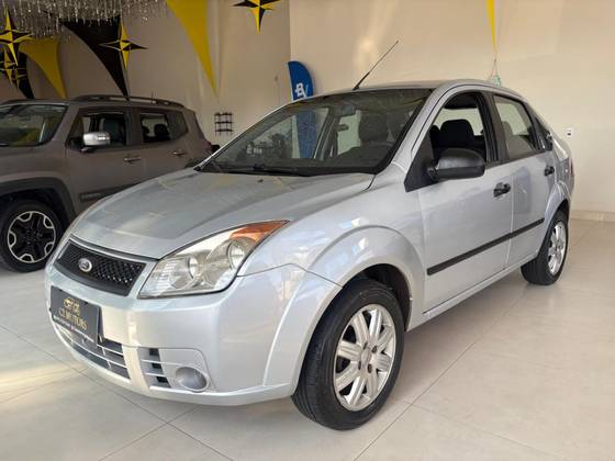 FORD FIESTA 1.6 MPI SEDAN 8V FLEX 4P MANUAL